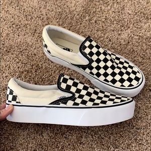 Platform Slip-On Checker Vans